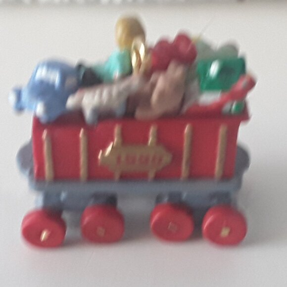 Hallmark Miniature Ornament- Noel R.R., Coal Car, 1990 aged box - Picture 2 of 6